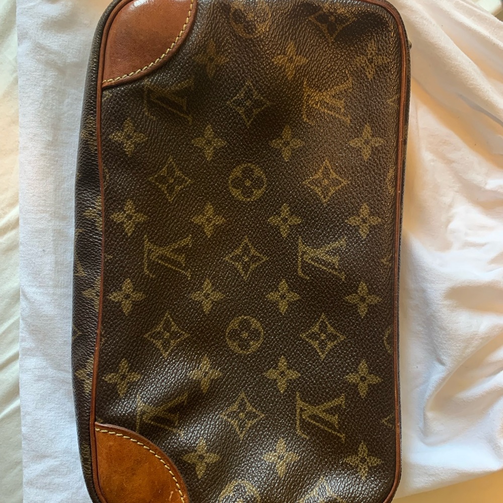 Authentic Louis Vuitton clutch